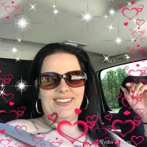 Meet your Posher, Ivory